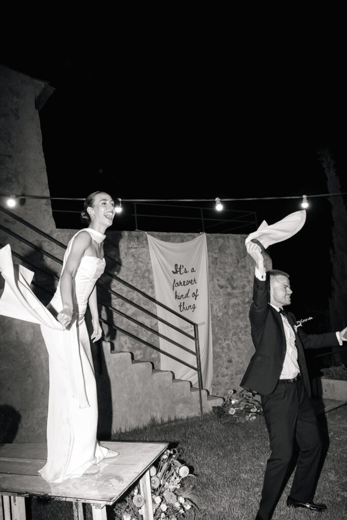 Wedding guests napkin waving tradition at Finca Ses Voltes