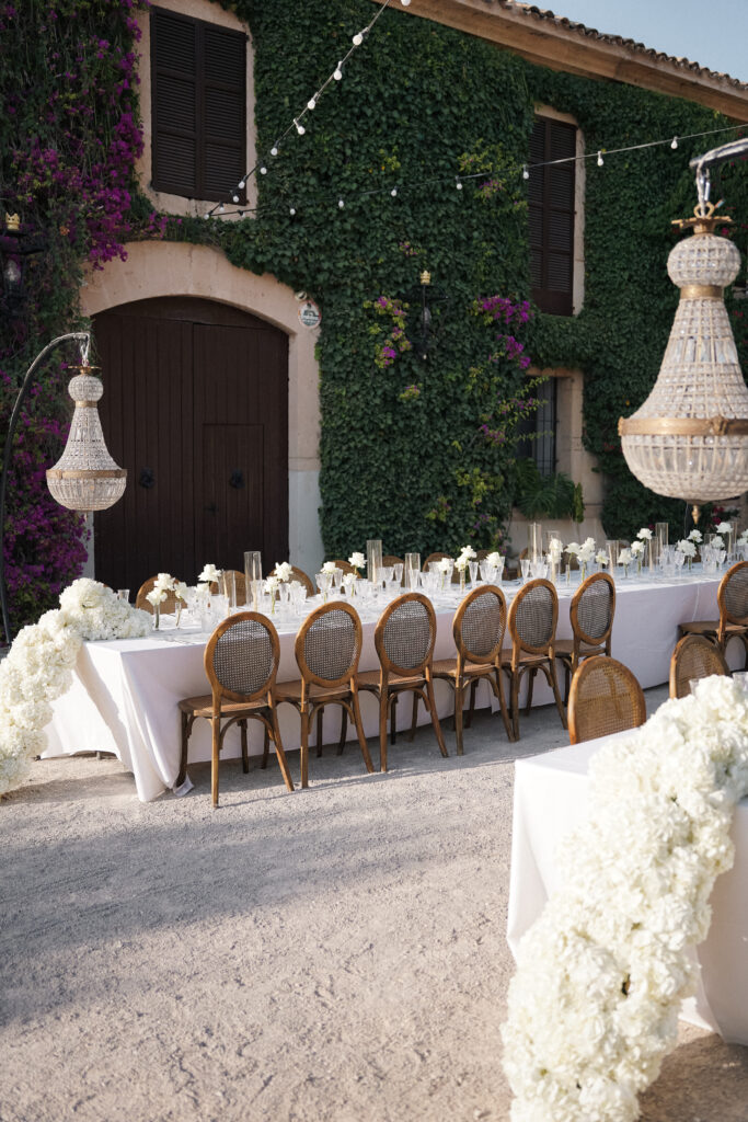 uxury wedding table decor and flowers at finca son collell mallorca
